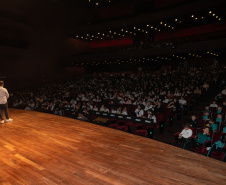 Curitiba, 13 de outubro de 2025 - Entrega da reforma do telhado do Teatro Guaíra / parceria da AUDI - Apresentação de Ballet para 600 crianças de escolas públicas.