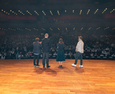 Curitiba, 13 de outubro de 2025 - Entrega da reforma do telhado do Teatro Guaíra / parceria da AUDI - Apresentação de Ballet para 600 crianças de escolas públicas.