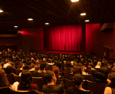 Curitiba, 13 de outubro de 2025 - Entrega da reforma do telhado do Teatro Guaíra / parceria da AUDI - Apresentação de Ballet para 600 crianças de escolas públicas.