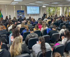 Nutricionistas da rede estadual aprimoram conhecimentos em capacitação do Fundepar