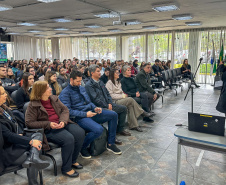 Nutricionistas da rede estadual aprimoram conhecimentos em capacitação do Fundepar