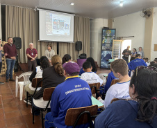 Crianças e adolescentes participam de ação de educação para enfrentamento ao escorpião