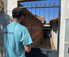  Estado e equipes municipais de saúde de Cambará se unem para disseminar informação e capturar escorpiões