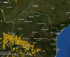 PANCADAS DE CHUVA ATINGEM A METADE OESTE PARANAENSE A PARTIR DESTA QUINTA-FEIRA