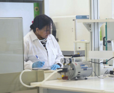 Laboratórios da Sanepar realizam mais de 7,5 milhões de análises por ano