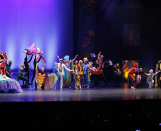Lendas Brasileiras: crianças se encantam com espetáculo do Balé Teatro Guaíra e Orquestra Sinfônica do Paraná