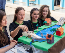 Alunas de Campo Largo participam de evento científico internacional a partir de projeto desenvolvido em sala de aula
