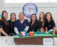 Alunas de Campo Largo participam de evento científico internacional a partir de projeto desenvolvido em sala de aula