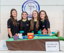 Alunas de Campo Largo participam de evento científico internacional a partir de projeto desenvolvido em sala de aula