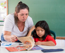 Paraná celebra o Dia do Professor com valorização da categoria