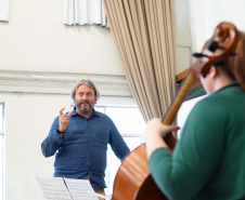 Solistas da Orquestra da Ópera de Paris ministram masterclasses de música na Embap