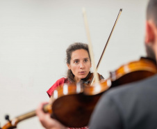 Solistas da Orquestra da Ópera de Paris ministram masterclasses de música na Embap