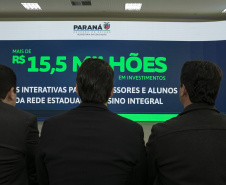 Governador entrega R$33,3 milhões em novos equipamentos para colégios estaduais