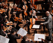 Orquestra Sinfônica do Paraná encerra turnê dos 40 anos com concerto em Belo Horizonte