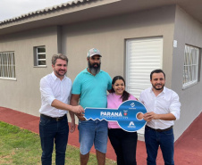 Com recursos do Estado, Cohapar entrega novo residencial no município de Quinta do Sol