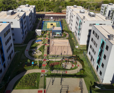 Londrina, 25 de outubro de 2024 - O governador em exercício Darci Piana inaugura residencial com 512 apartamentos dentro do programa Casa Fácil Paraná.