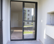 Londrina, 25 de outubro de 2024 - O governador em exercício Darci Piana inaugura residencial com 512 apartamentos dentro do programa Casa Fácil Paraná.