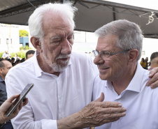 Londrina, 25 de outubro de 2024 - O governador em exercício Darci Piana inaugura residencial com 512 apartamentos dentro do programa Casa Fácil Paraná.