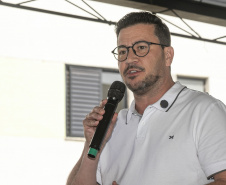 Londrina, 25 de outubro de 2024 - O governador em exercício Darci Piana inaugura residencial com 512 apartamentos dentro do programa Casa Fácil Paraná.