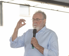 Londrina, 25 de outubro de 2024 - O governador em exercício Darci Piana inaugura residencial com 512 apartamentos dentro do programa Casa Fácil Paraná.
