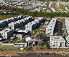 Londrina, 25 de outubro de 2024 - O governador em exercício Darci Piana inaugura residencial com 512 apartamentos dentro do programa Casa Fácil Paraná.