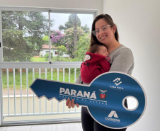 "COHAPAR - Entrega 1º mod Resid. Seminário em Rio Negro"