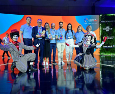 Encontro premia municípios e evidencia o papel do crédito no fortalecimento de micro e pequenas empresas