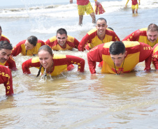 Corpo de Bombeiros reforça estrutura e treinamento para o Verão Maior Paraná