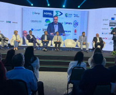 Inovação e gestão eficiente marcam o início do Congresso de Saúde em Foz do Iguaçu