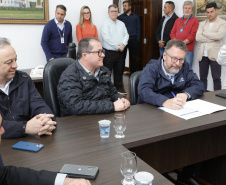 Sanepar apresenta investimentos e firma nova parcer ia com a Prefeitura da Lapa