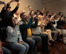 Alunos do CJAP recebem certificação internacional da República Tcheca
