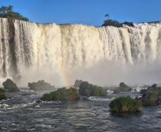 VIAJE PARANÁ - Recorde: Parque Nacional do Iguaçu registra a maior visitação de outubro da história