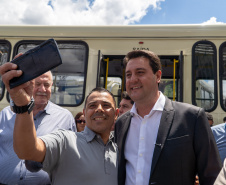 AMEP - ENTREGA DE ÔNIBUS