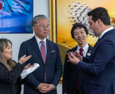 Governador Ratinho Junior recebe honraria de província japonesa