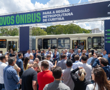 AMEP - ENTREGA DE ÔNIBUS
