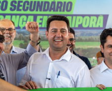 GOVERNADOR RODOVIA ANÚNCIO OBRAS