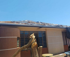 Tornado causa danos graves em duas escolas estaduais de Rio Bonito do Iguaçu