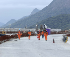  Ritmo acelerado: Ponte de Guaratuba chega a 80% de execução