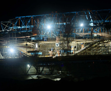  Ritmo acelerado: Ponte de Guaratuba chega a 80% de execução