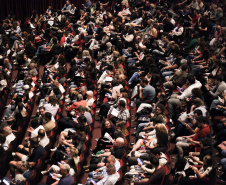 Indicada ao APCA, “Contraponto” reúne mais de 4 mil espectadores no Guairão