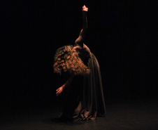 Indicada ao APCA, “Contraponto” reúne mais de 4 mil espectadores no Guairão