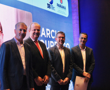 Estado premia iniciativas que promovem pesquisa, inovação e impacto social no Paraná