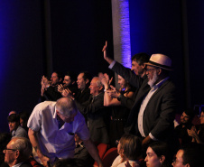 Estado premia iniciativas que promovem pesquisa, inovação e impacto social no Paraná