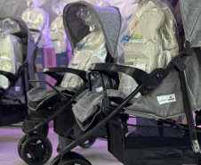 Estado entrega mais 233 kits do Programa Nascer Bem Paraná