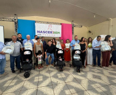 Nascer Bem: Estado entrega mais 607 kits para famílias de 45 municípios