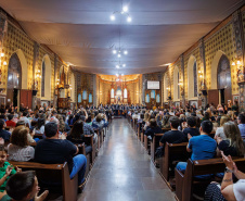 Concerto da Orquestra Sinfônica do Paraná encerra projeto "Guaíra para Todos" em Campo Largo com mais de 500 pessoas