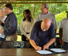 Paraná investe R$ 3 milhões em laboratório de sementes de ostra  cultivada no Litoral