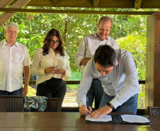 Paraná investe R$ 3 milhões em laboratório de sementes de ostra  cultivada no Litoral