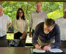Paraná investe R$ 3 milhões em laboratório de sementes de ostra  cultivada no Litoral