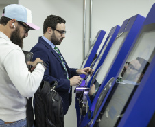 Ratinho Junior inaugura Poupatempo de Maringá; unidades já fizeram 45 mil atendimentos